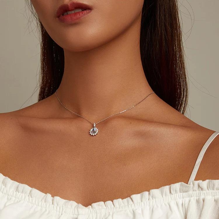 Dazzling Sunflower Moonstone Zircon Necklace - Charmadise