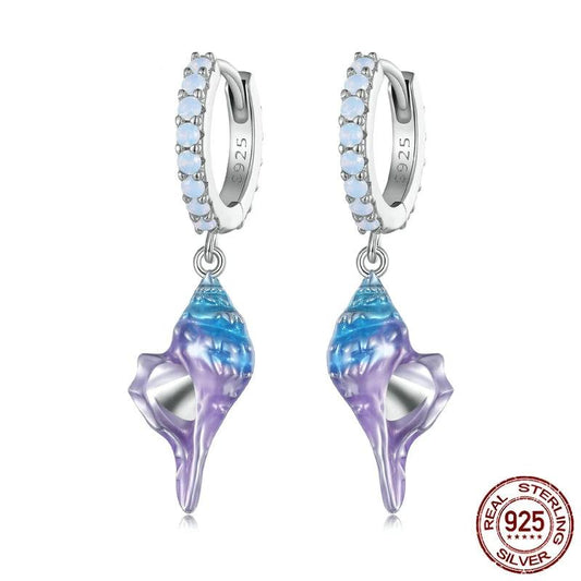 Dreamy Gradual Blue Conch Earrings - Charmadise